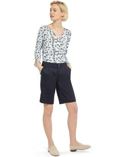 NYDJ Petite Petite Modern Bermuda Shorts in Stretch Linen Twill